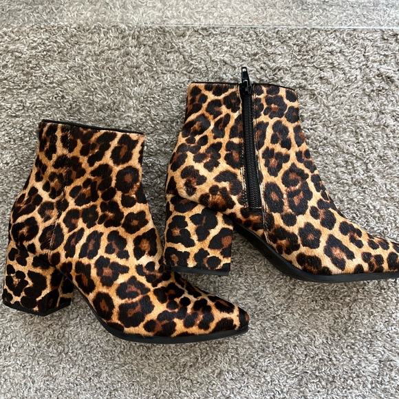 Aldo Leopard Bootie - Picture 1 of 5